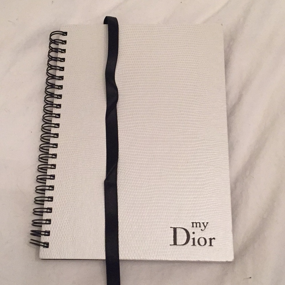 Dior notebook
